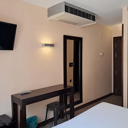 Hostal Rural Villa Vieja โอลีเต ภายนอก รูปภาพ